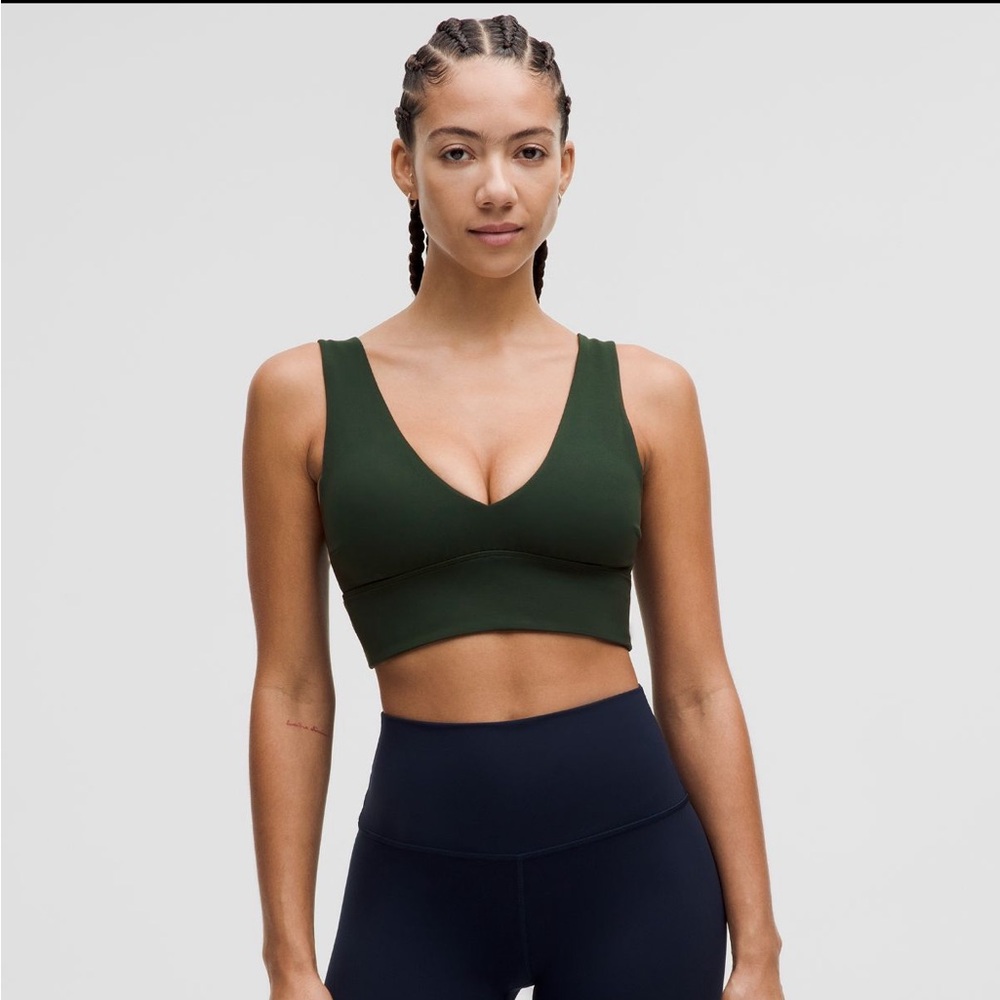 lululemon V-Neck Light Support C/D Sports Bra - Rainforest Green